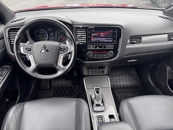 Mitsubishi Outlander 9 of 18