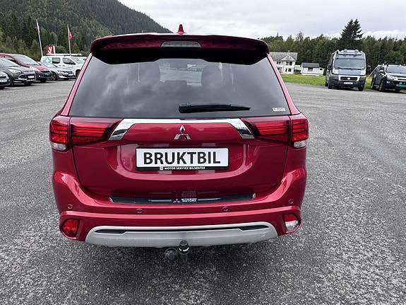 Mitsubishi Outlander 6 of 18