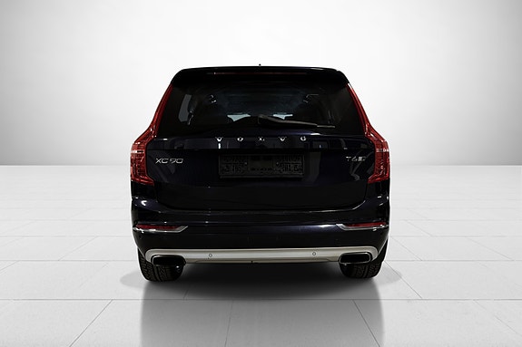 Volvo XC90 6 of 30