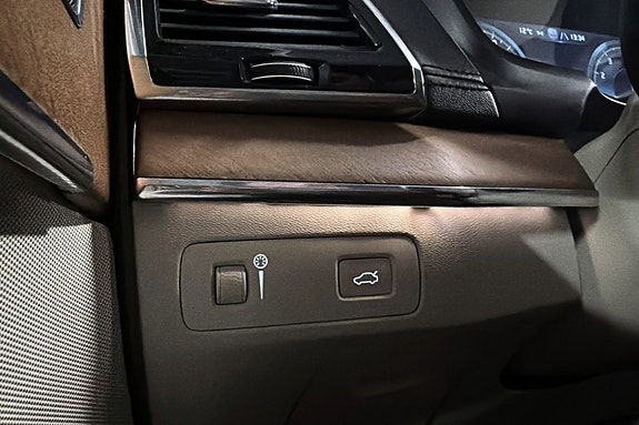 Volvo XC90 20 of 30