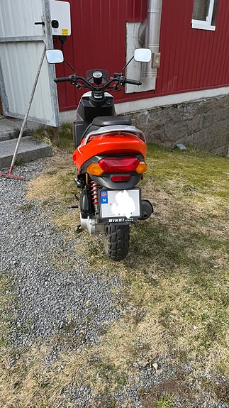 Daelim E-five scooter 5 of 13