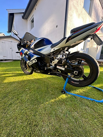 Suzuki GSX-R 1000 5 of 12