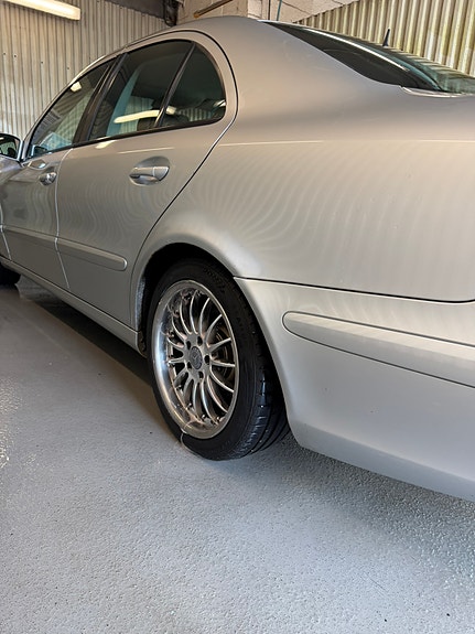 Mercedes-Benz E200 d 9 of 10