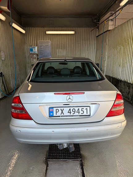 Mercedes-Benz E200 d 10 of 10