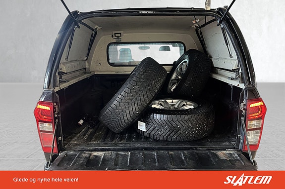 Isuzu D-max 8 of 30