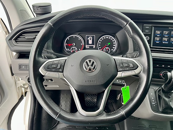 Volkswagen Transporter 12 of 14