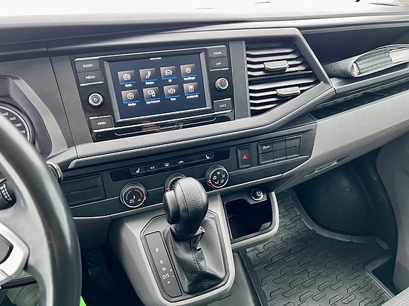 Volkswagen Transporter 13 of 14
