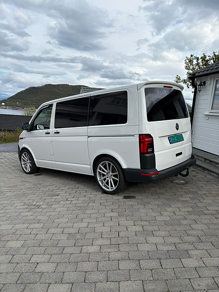 Volkswagen Transporter 8 of 14