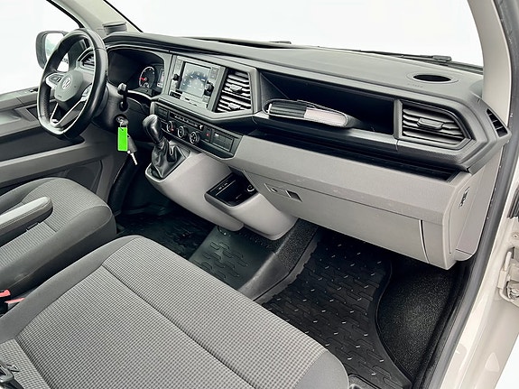 Volkswagen Transporter 10 of 14