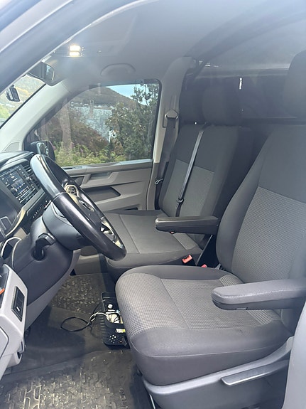 Volkswagen Transporter 14 of 14