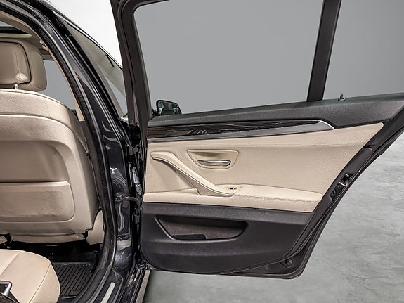 BMW 520d 26 of 30