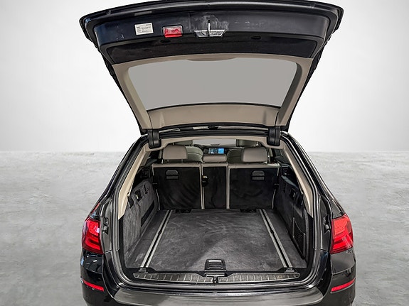 BMW 520d 28 of 30