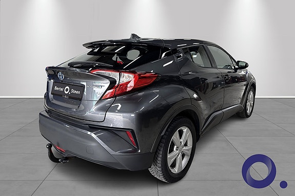 Toyota C-HR 6 of 20