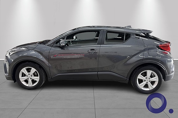 Toyota C-HR 2 of 20