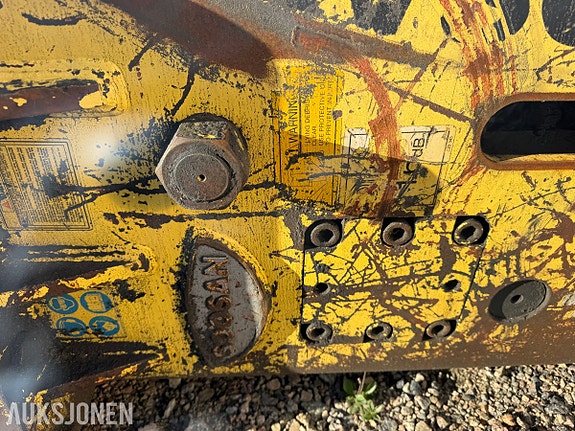 Andre Soosan SB60TS-P hydraulisk hammer med S60-feste 11 of 12