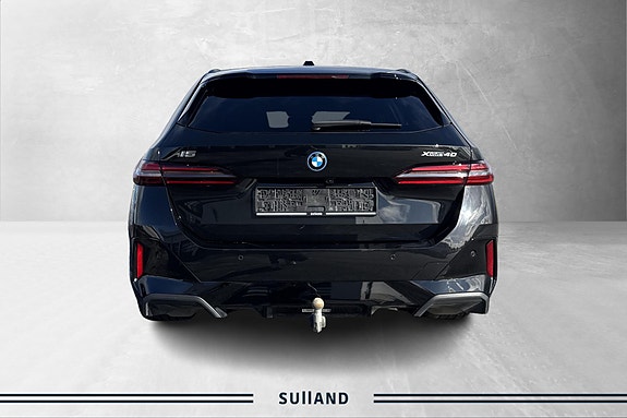 BMW i5 4 of 21