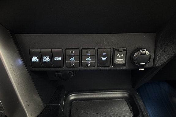 Toyota RAV4 22 of 24