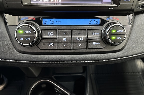 Toyota RAV4 21 of 24