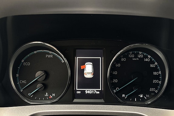 Toyota RAV4 11 of 24
