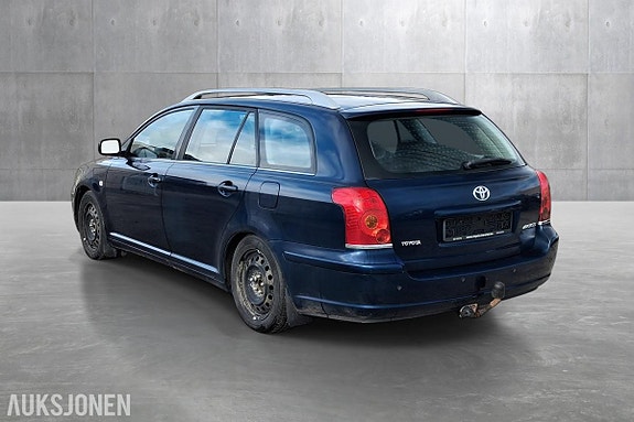 Toyota Avensis 3 of 20