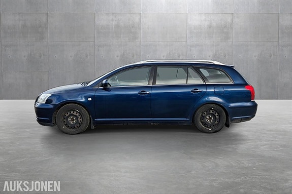 Toyota Avensis 2 of 20