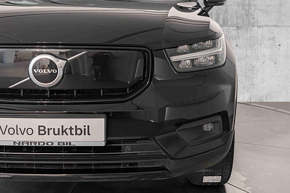 Volvo XC40 16 of 30