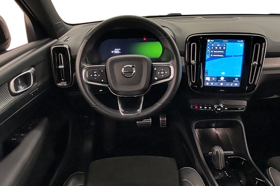 Volvo XC40 24 of 30