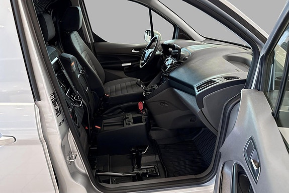 Ford Transit Connect 14 of 19