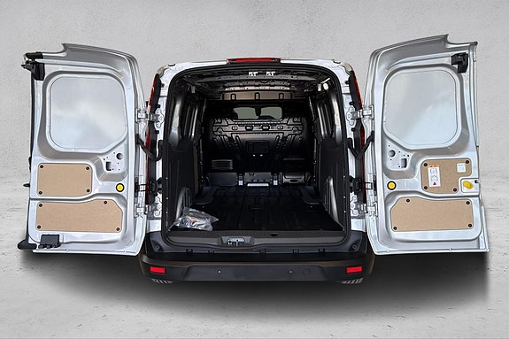 Ford Transit Connect 4 of 19
