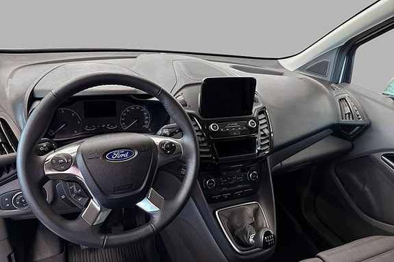 Ford Transit Connect 10 of 19