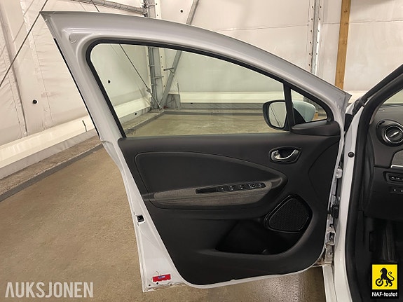 Renault Zoe 10 of 30