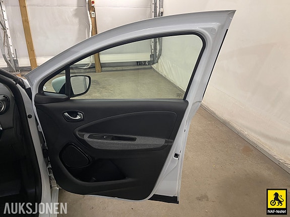 Renault Zoe 29 of 30