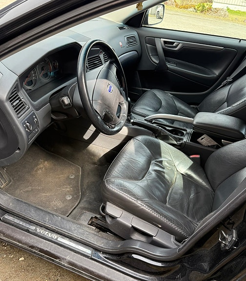 Volvo XC70 6 of 9