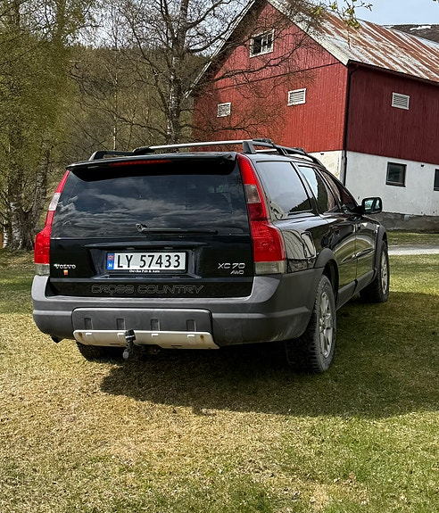 Volvo XC70 4 of 9