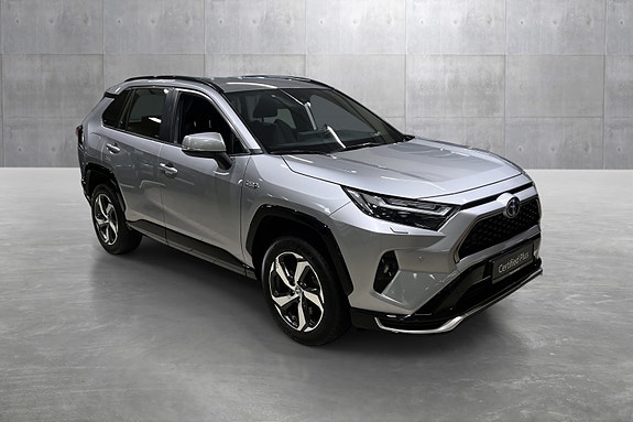 Toyota RAV4 Plug-in Hybrid 7 of 21