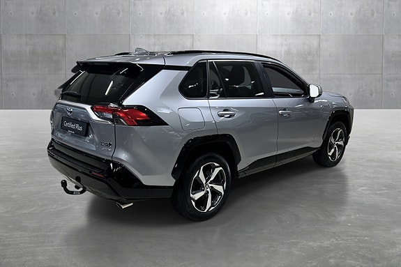 Toyota RAV4 Plug-in Hybrid 5 of 21