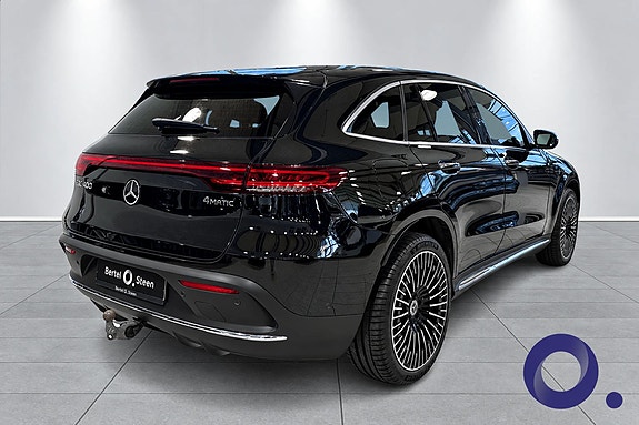 Mercedes-Benz EQC400 6 of 23
