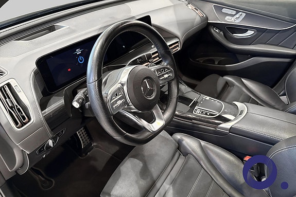 Mercedes-Benz EQC400 13 of 23