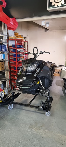 Ski-doo SKI-DOO SUMMIT 600R ETEC-E SP146 2 of 3