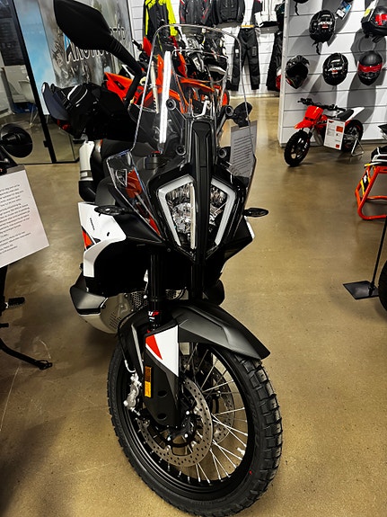KTM 790 ADVENTURE 2 of 2