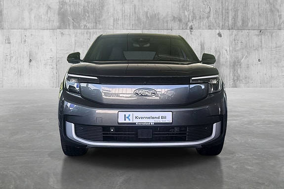 Ford Explorer 8 of 24