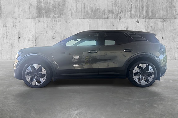 Ford Explorer 2 of 24