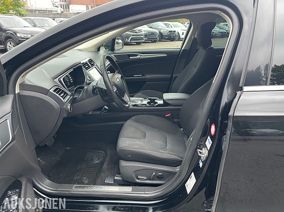 Ford Mondeo 10 of 30