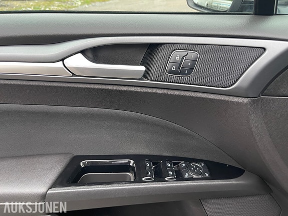 Ford Mondeo 9 of 30