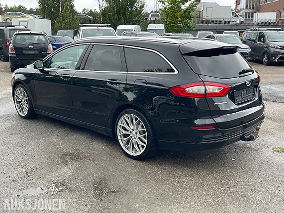 Ford Mondeo 2 of 30
