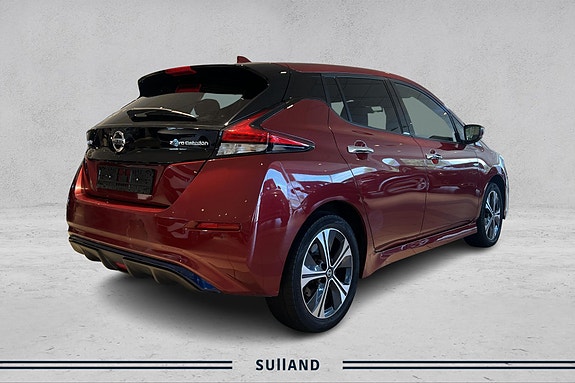 Nissan Leaf 5 of 17