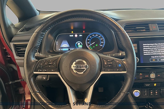 Nissan Leaf 11 of 17