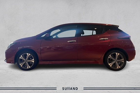 Nissan Leaf 2 of 17