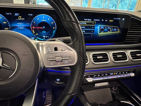 Mercedes-Benz GLE350 de 21 of 30