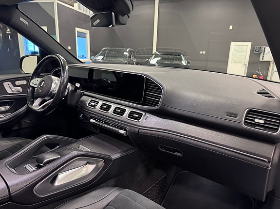 Mercedes-Benz GLE350 de 15 of 30